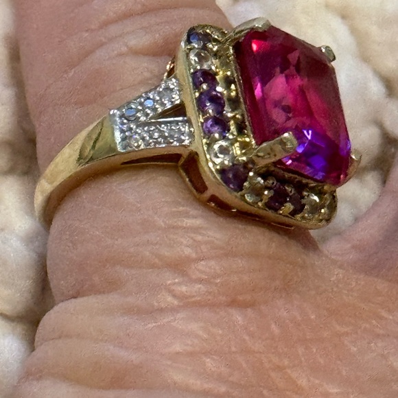 Pink sapphire 7.5 carats in yellow gold - Picture 8 of 11